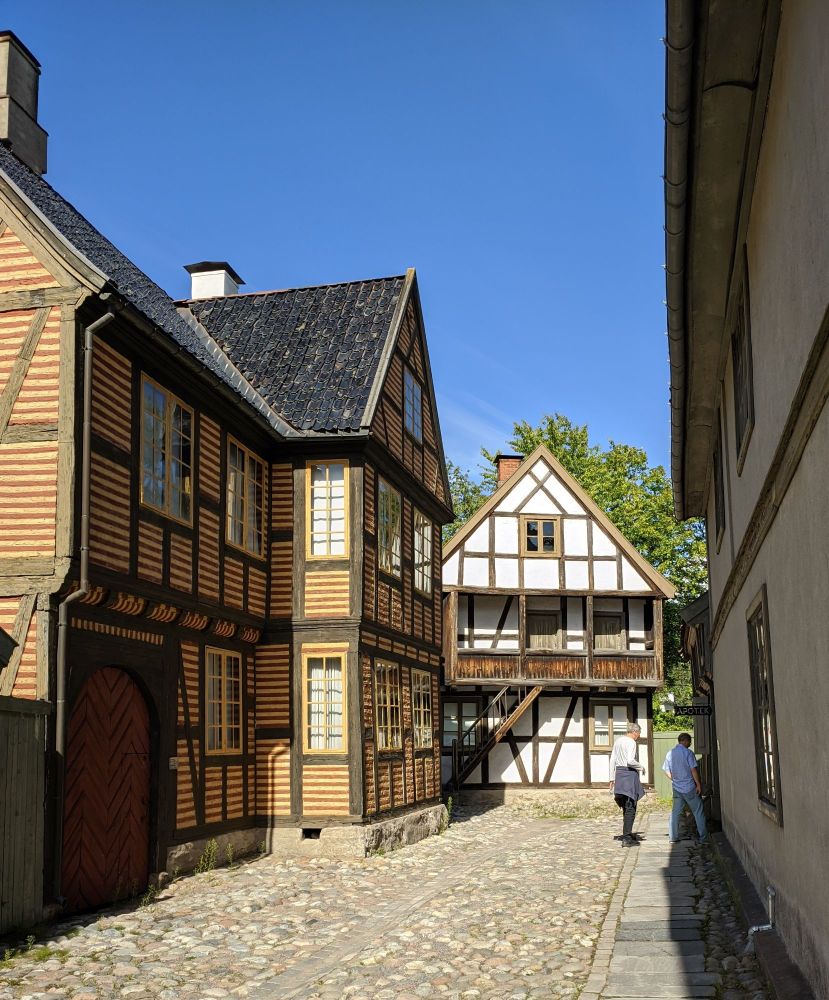 img_20240709_2221247552446426274452362