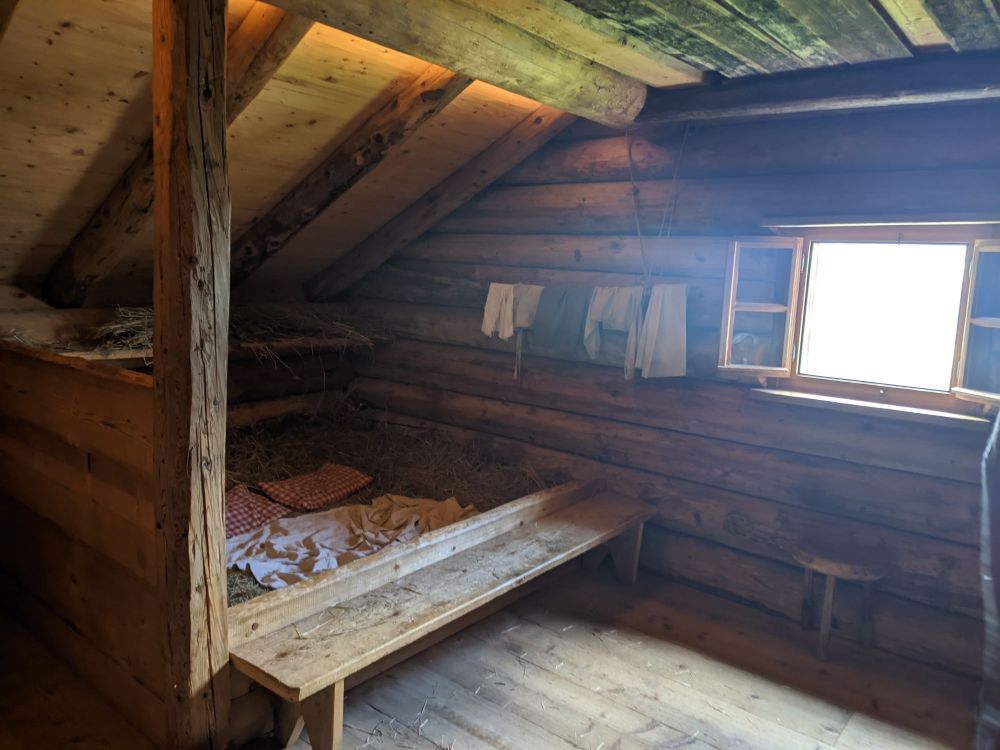 img_20240723_1833454396785456098545965